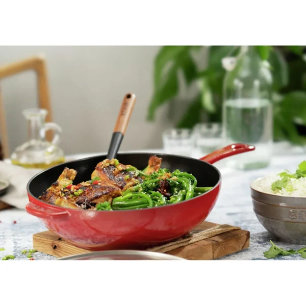 STAUB Skillets*10-Inch, Daily Pan With Glass Lid, Cherry