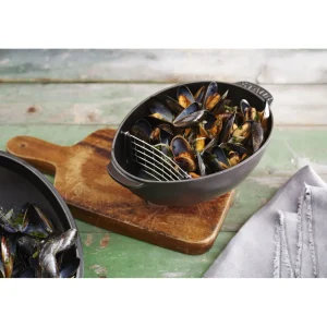 STAUB Specialty Cookware*2 Qt, Cast Iron, Mussel Pot, Black Matte