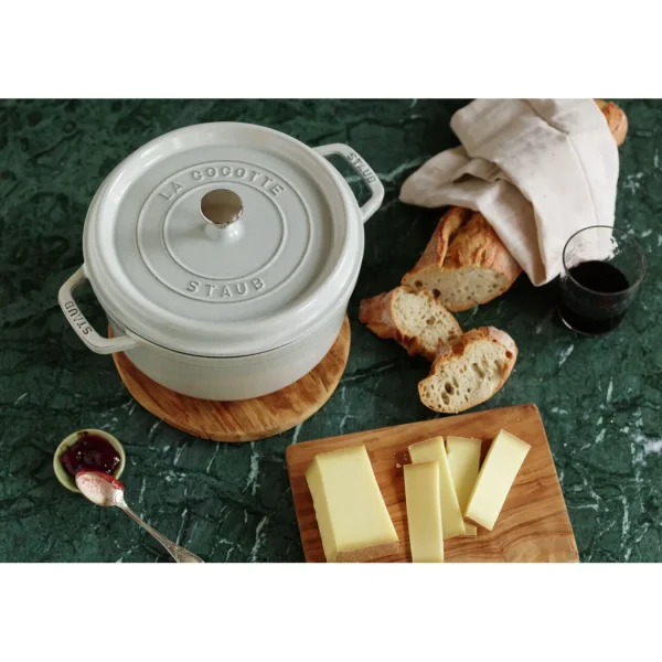 STAUB Dutch Ovens*7 Qt, Round, Cocotte, White Truffle