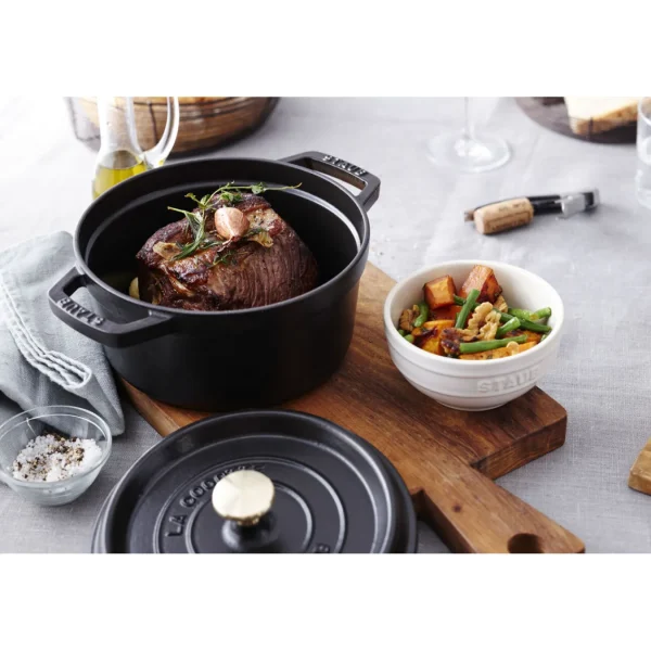 STAUB Dutch Ovens*5 Qt, Round, Tall Cocotte, Black Matte